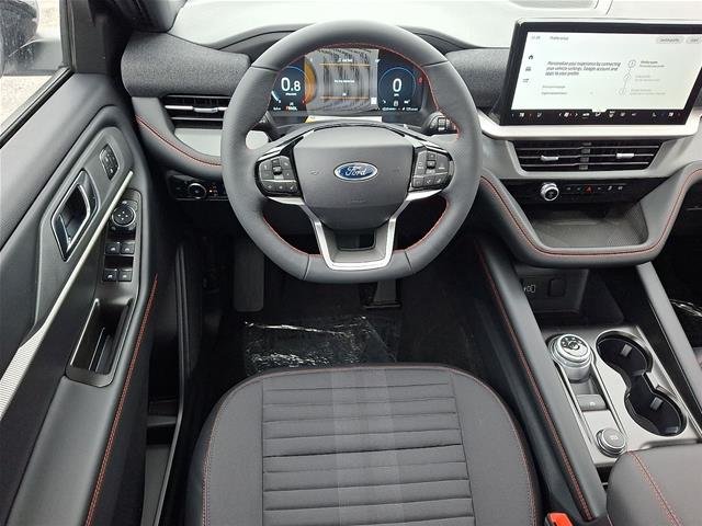 New 2026 Space White Metallic Ford ST-Line image 27