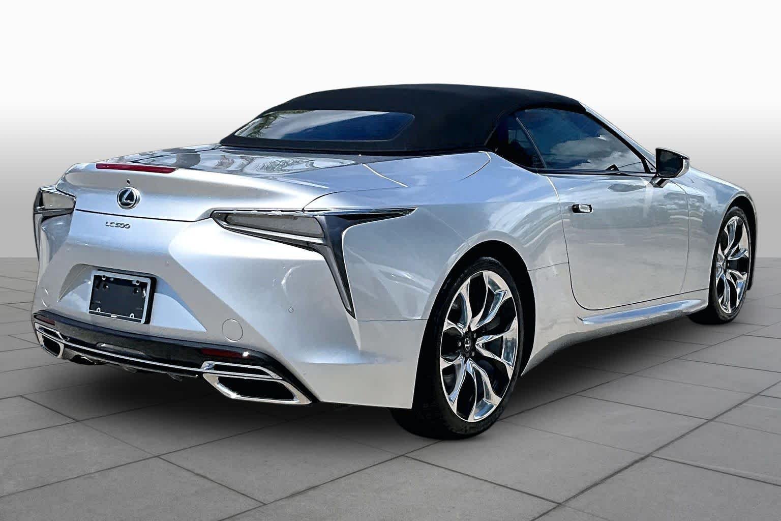 Used 2021 Liquid Platinum Lexus  image 13