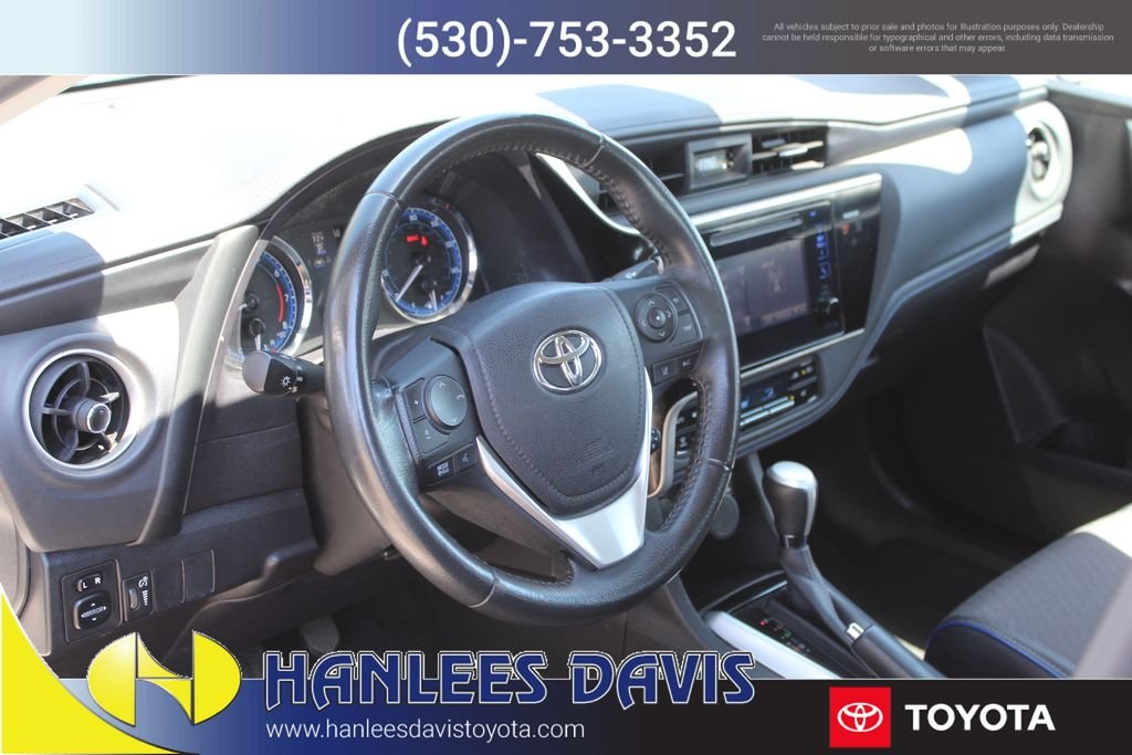 2017 Toyota Corolla SE - Photo 11