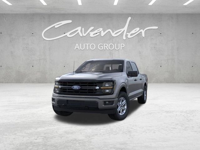 New 2026 Carbonized Gray Metallic Ford XLT image 2
