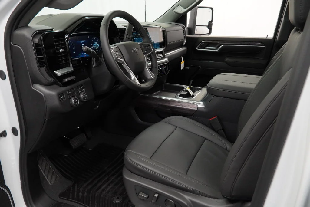 New 2026 Summit White Chevrolet LTZ image 11