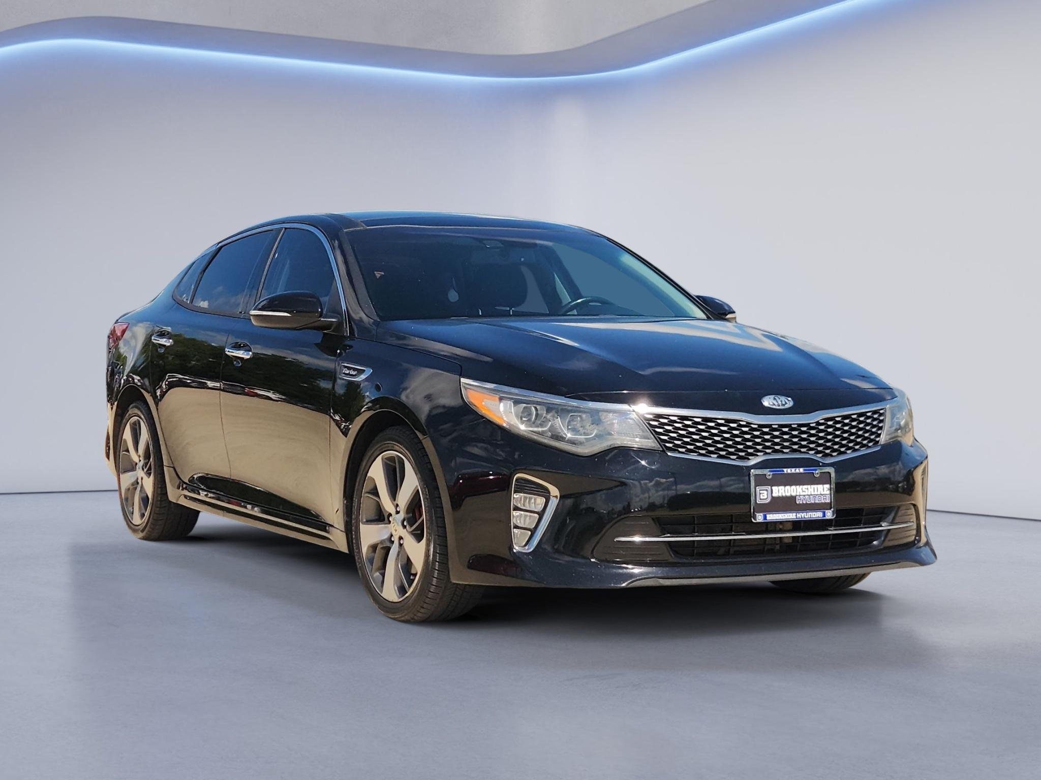 Used 2018 Ebony Black Kia SX image 3