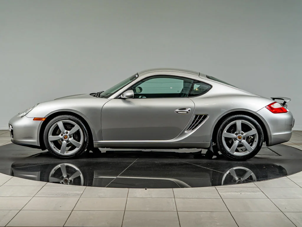 Used 2007 Arctic Silver Metallic Porsche  image 3