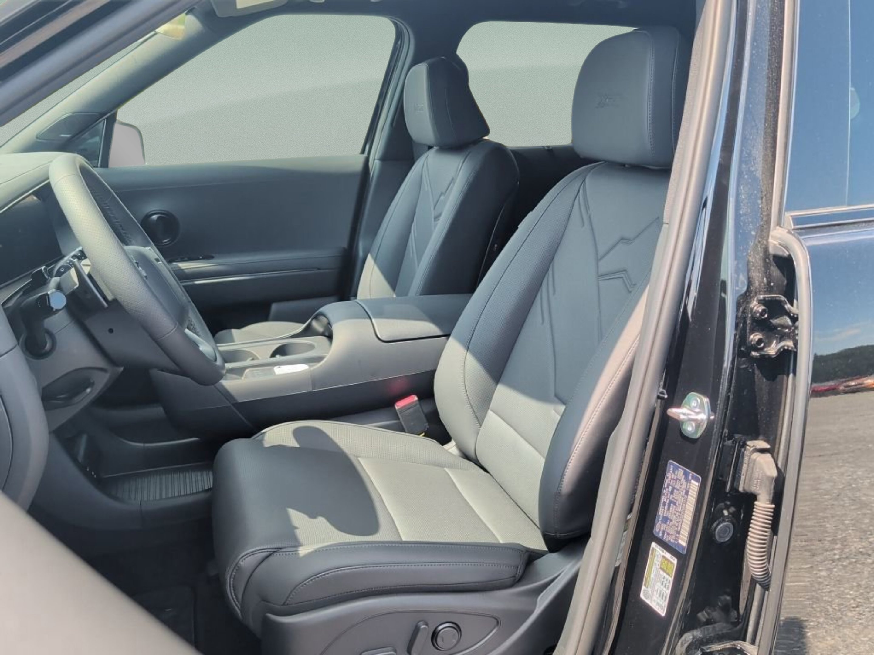 New 2026 Abyss Black Pearl Hyundai XRT Pro image 16