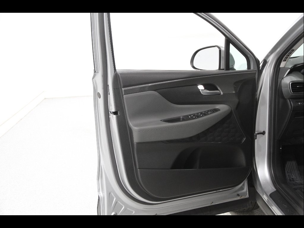 2023 Hyundai Santa Fe SE - Photo 4