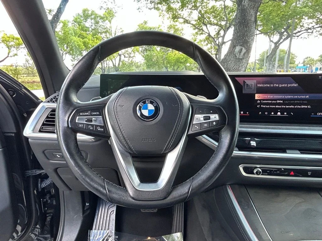 Certified Used 2024 Black BMW xDrive40i image 19