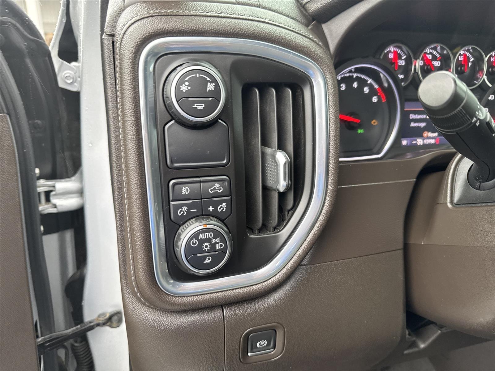 Used 2019 SILVER ICE METALLIC Chevrolet LTZ image 19