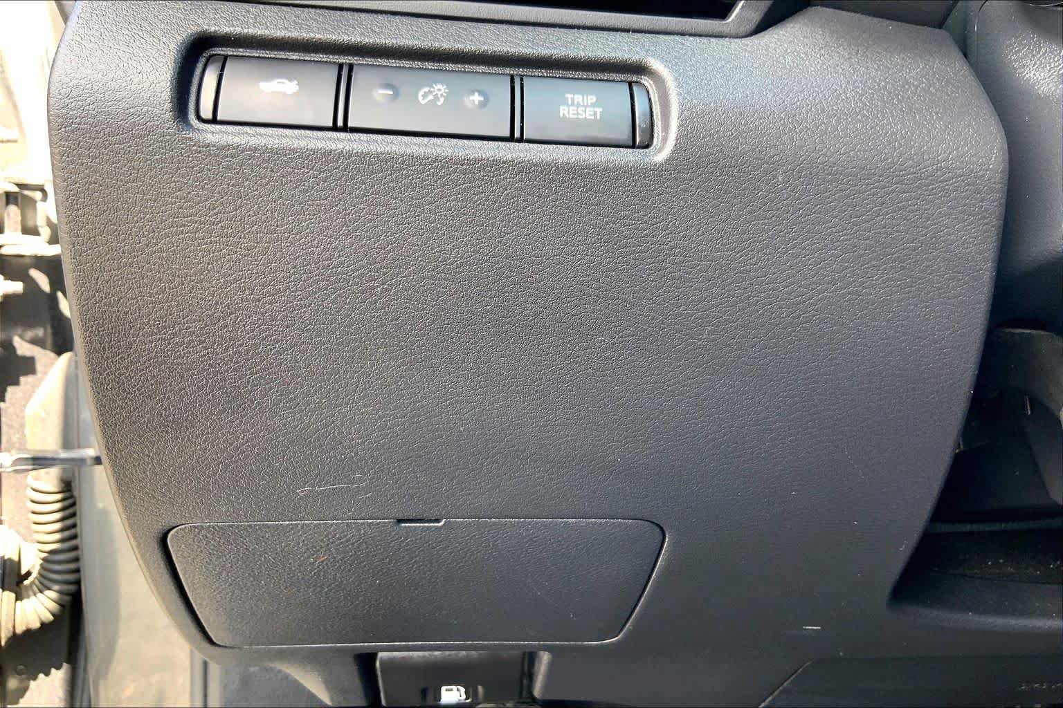 Used 2023 Gun Metallic Nissan 2.5 SV image 33