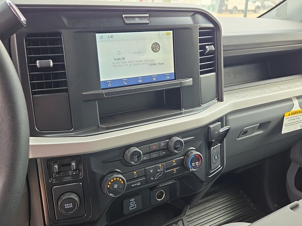 New 2025 Oxford White Ford F-350® XL image 24