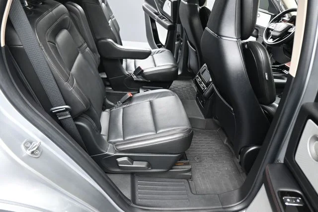 Used 2022 Silver Lincoln Grand Touring image 75