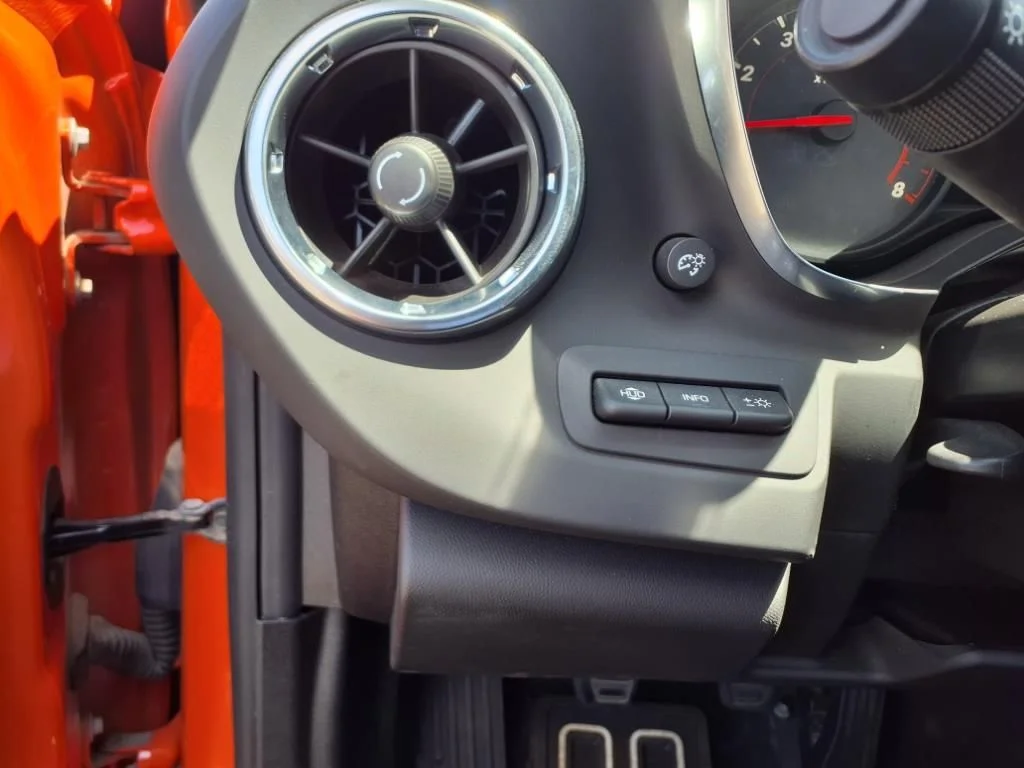 2021 Chevrolet Camaro 3LT - Photo 13