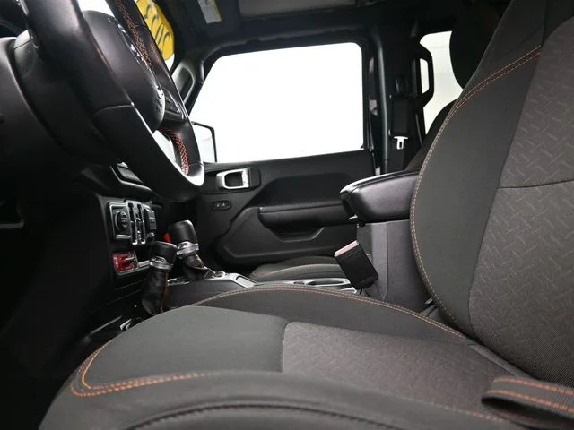 Used 2023 Black Jeep Mojave image 25