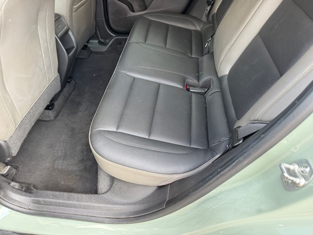 Used 2025 Green Chevrolet ACTIV image 13
