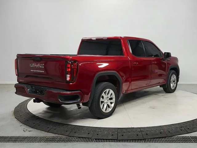 Used 2024 Volcanic Red Tintcoat GMC Elevation image 7