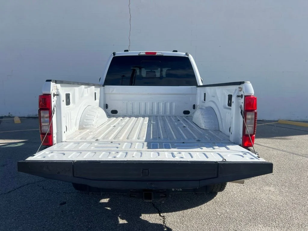 Used 2020 Oxford White Ford Lariat image 19