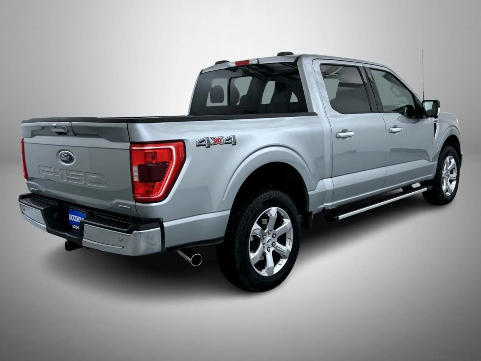 Used 2023 Silver Ford XLT image 5