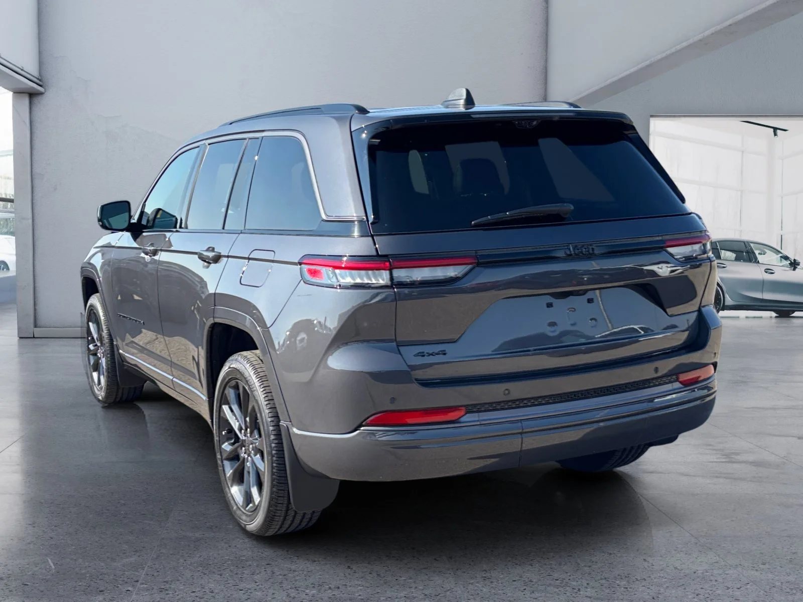 New 2026 Baltic Grey Metallic Jeep Limited Reserve image 3