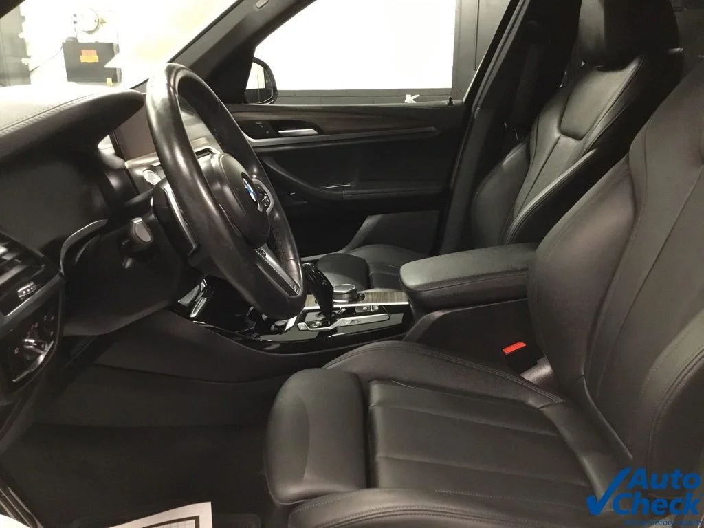 Used 2020 White BMW xDrive30i image 25