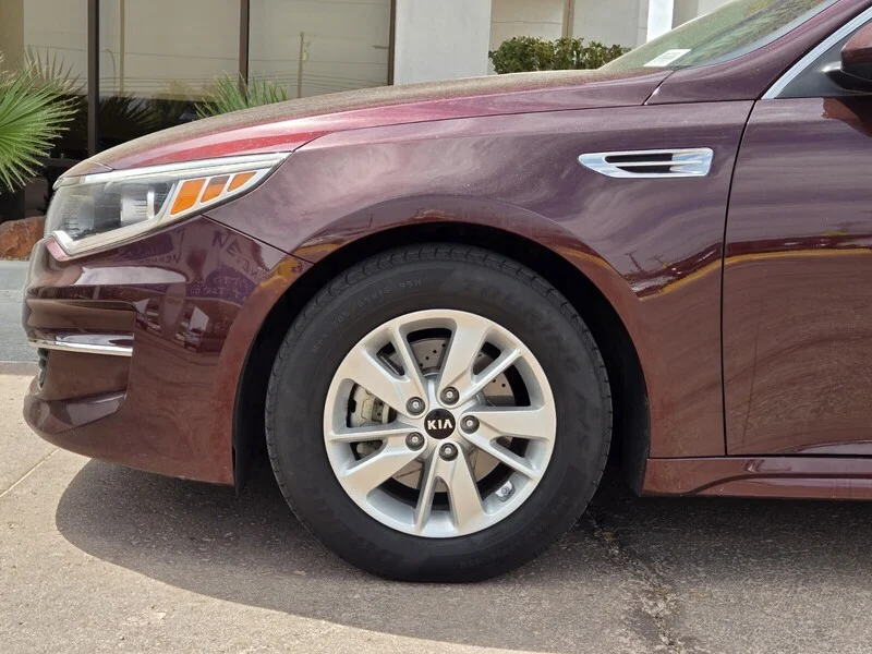 Used 2016 Sangria Kia LX image 5