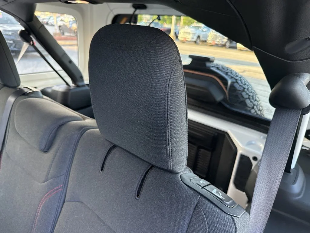 Used 2024 White Jeep Rubicon image 11