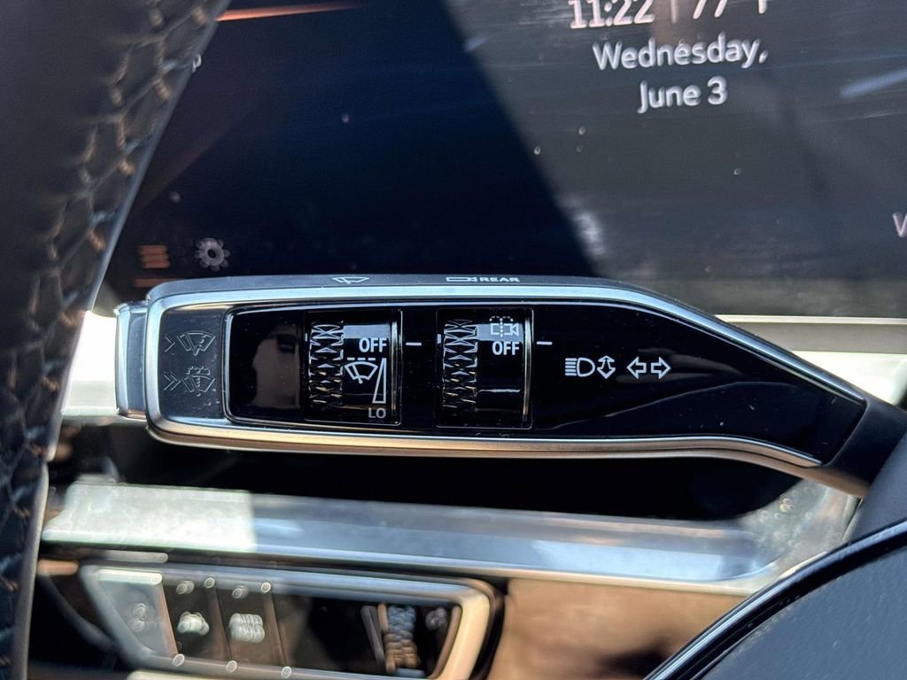 Used 2025 Argent Silver Metallic Cadillac Luxury 3 image 39