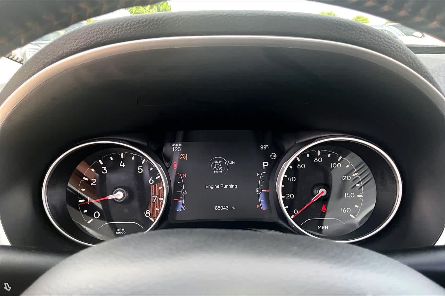 Used 2020 Sting-Gray Clearcoat Jeep Limited image 23