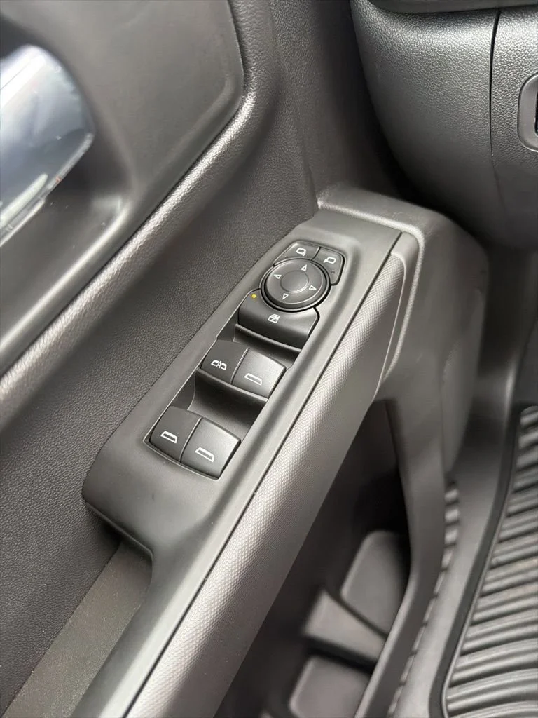 2026 Chevrolet Silverado 1500 Custom - Photo 9