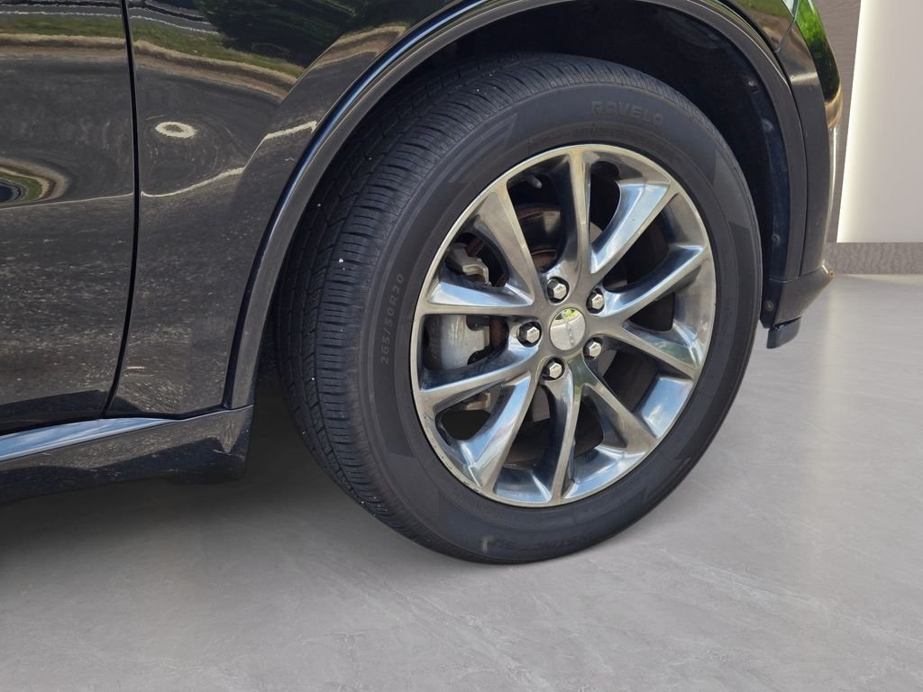 Used 2014 Black Dodge SXT image 5