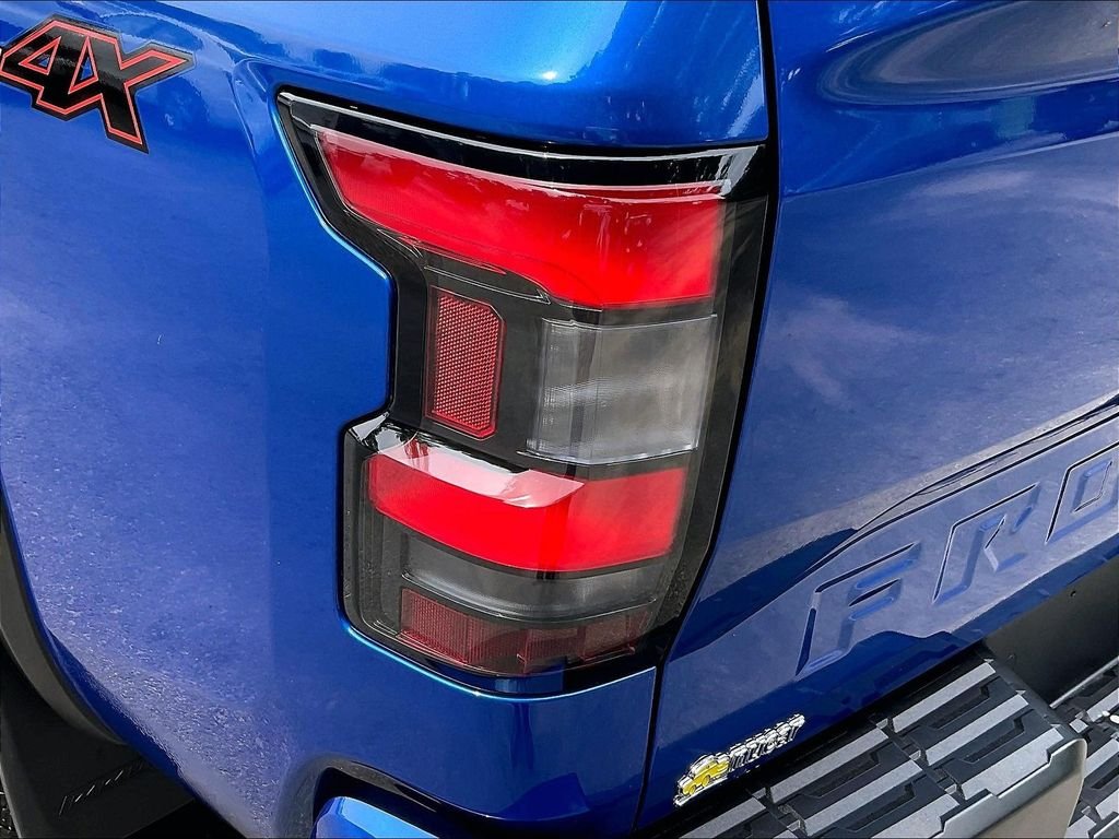 Used 2024 Blue Nissan PRO-4X image 32