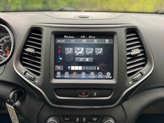 Used 2022 Crystal Metallic Jeep X image 26