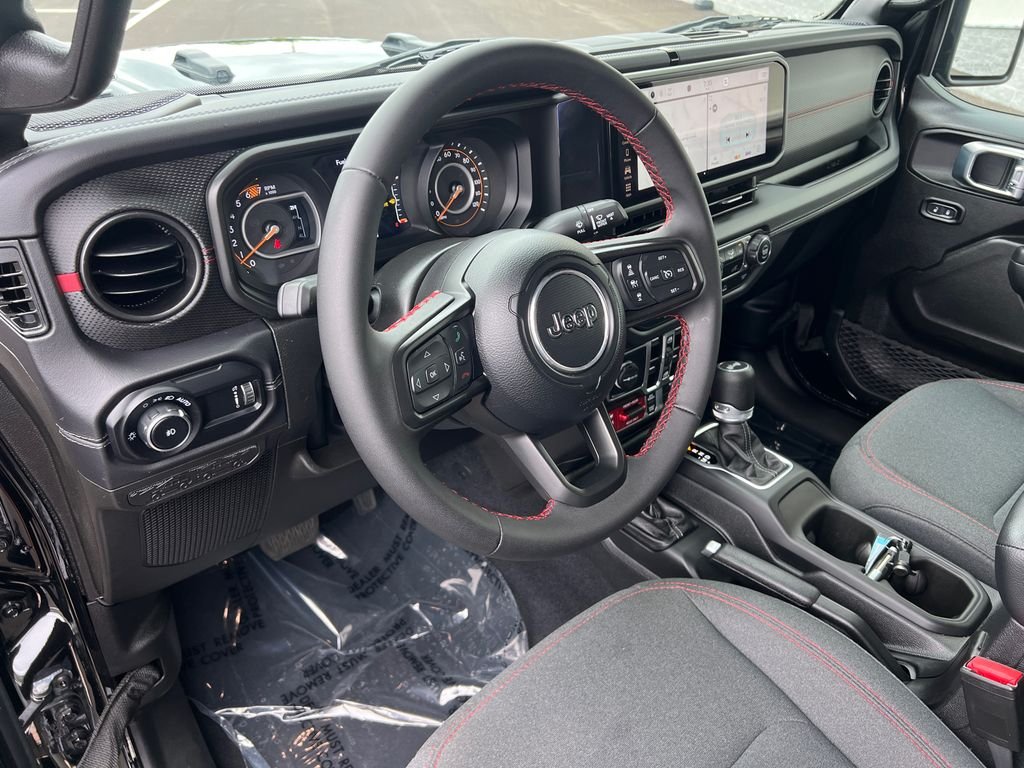 Used 2025 Black Jeep Rubicon image 15