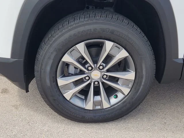 2026 Chevrolet Equinox LT - Photo 13