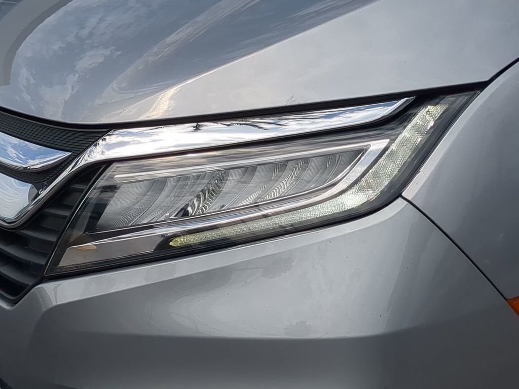 Used 2020 Silver Honda Elite image 7