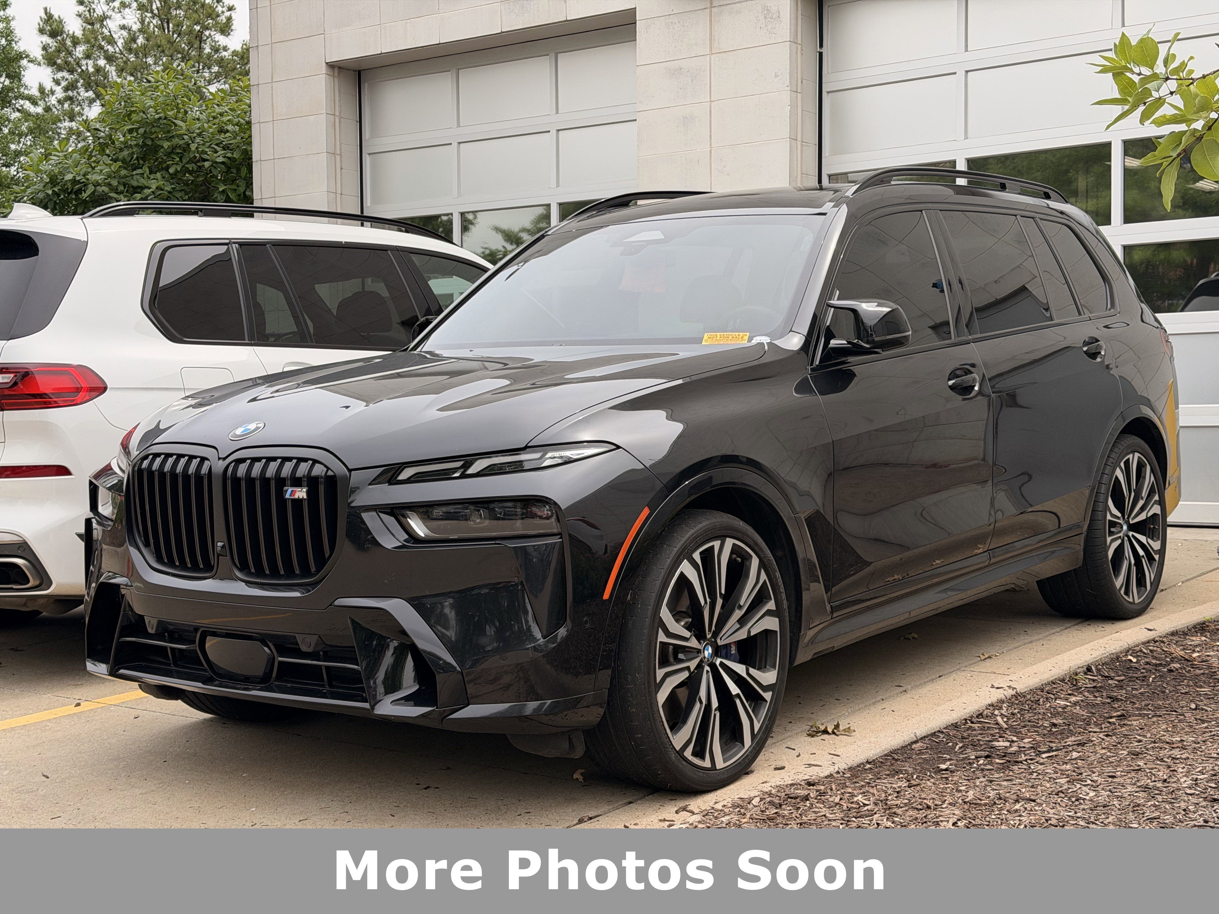 2024 BMW X7 M60i's photo