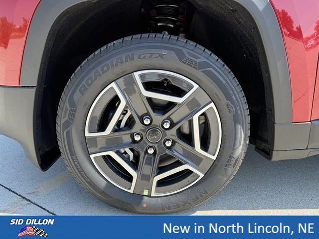 New 2026 Red Hot Pearl-Coat Exterior Paint Jeep Laredo image 5