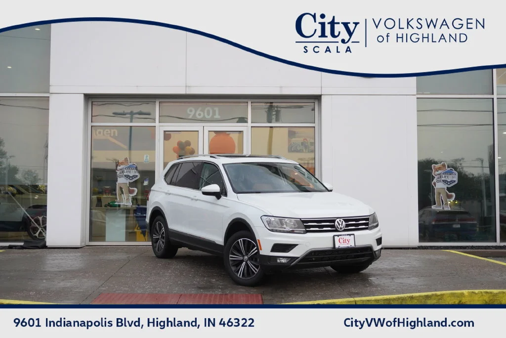 Used 2018 White Volkswagen 2.0T SEL image 1
