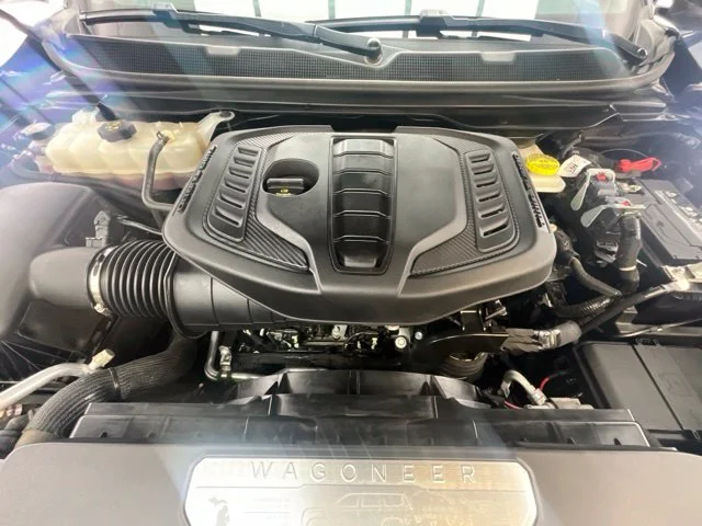Used 2023 Black Jeep Base image 35