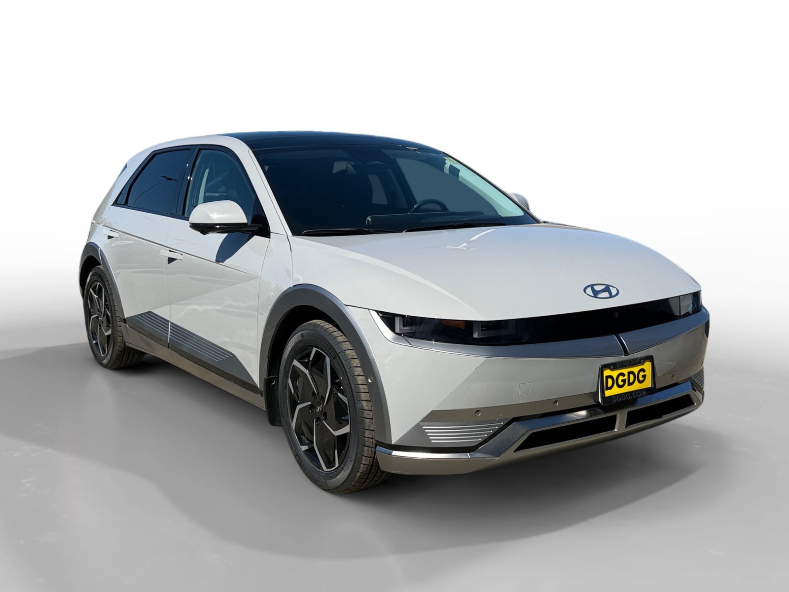 Certified Used 2024 Cyber Gray Hyundai Limited image 7