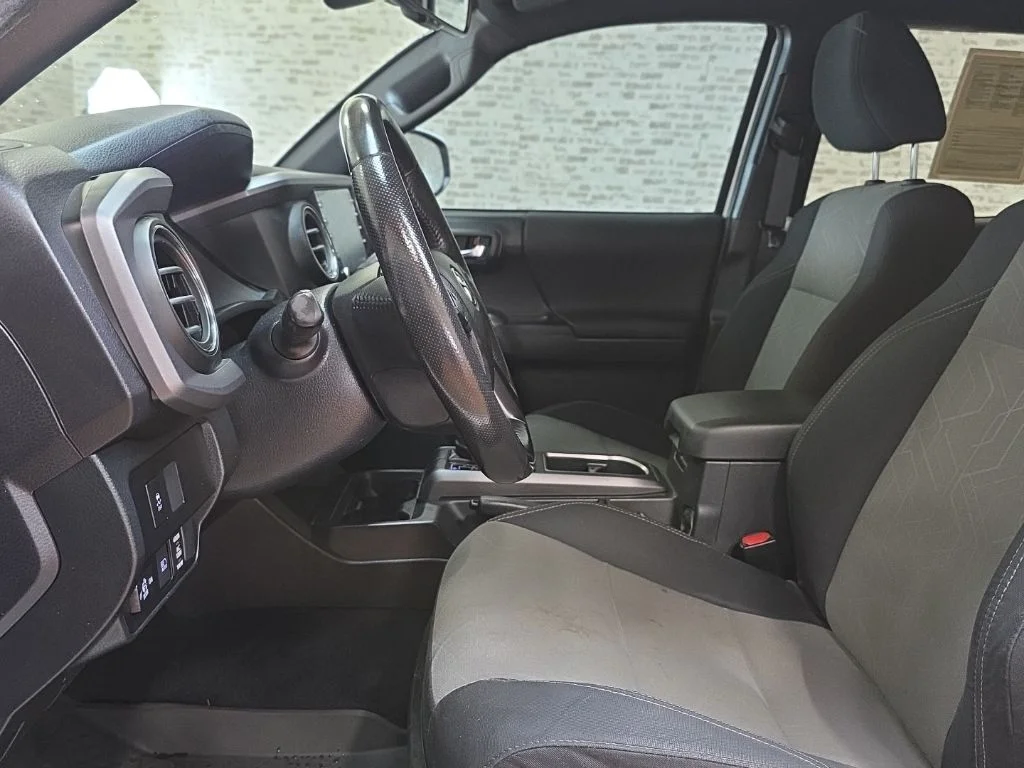 Used 2022 White Toyota TRD Off-Road image 23
