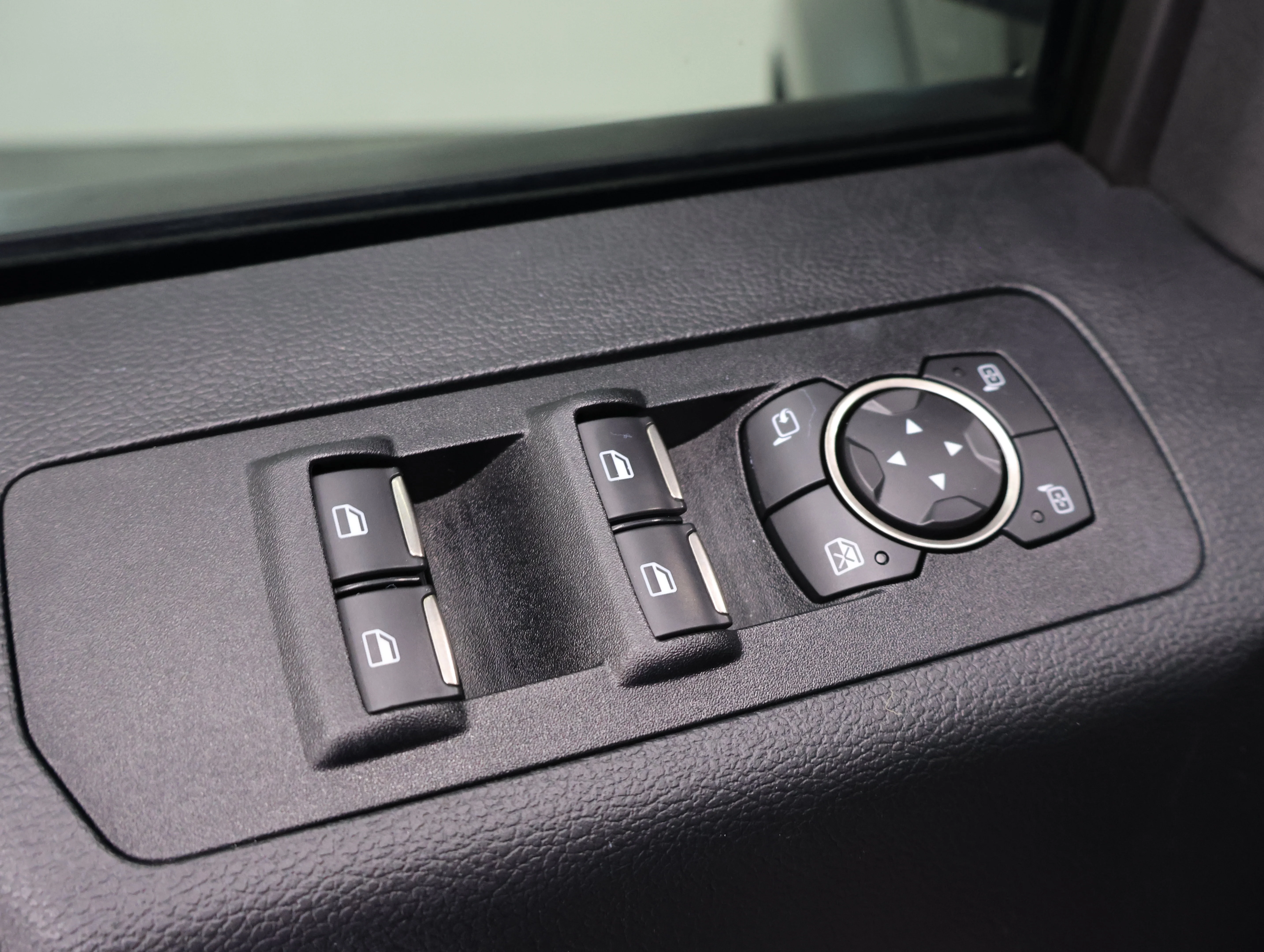 Used 2019 Magnetic Metallic Ford Raptor image 44