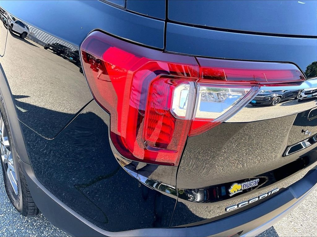 Used 2023 Black GMC SLE image 35