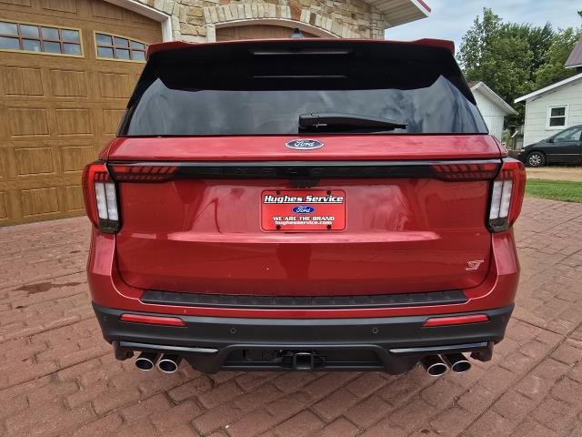 New 2026 Rapid Red Metallic Tinted Clearcoat Ford ST image 4