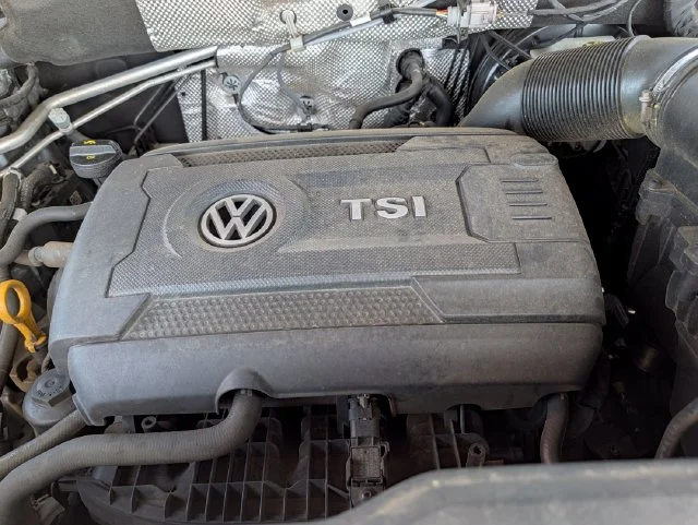Used 2021 Gray Volkswagen 2.0T SE image 21