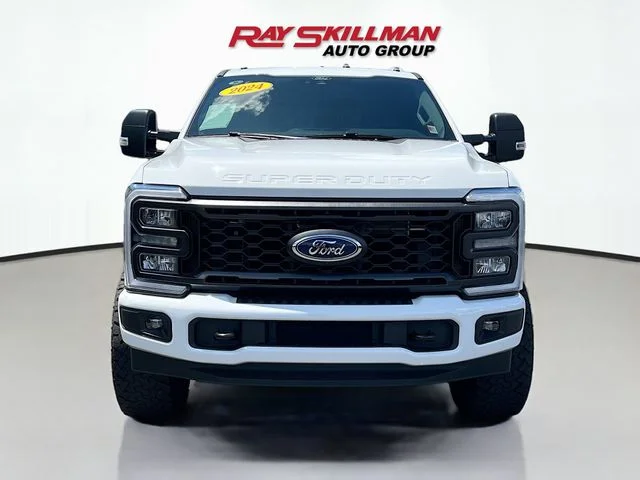 Used 2024 White Ford XL image 2
