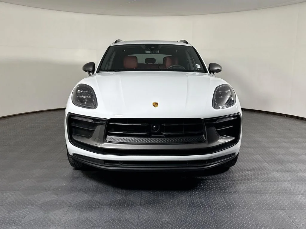 Used 2023 Carrara White Metallic Porsche T image 10