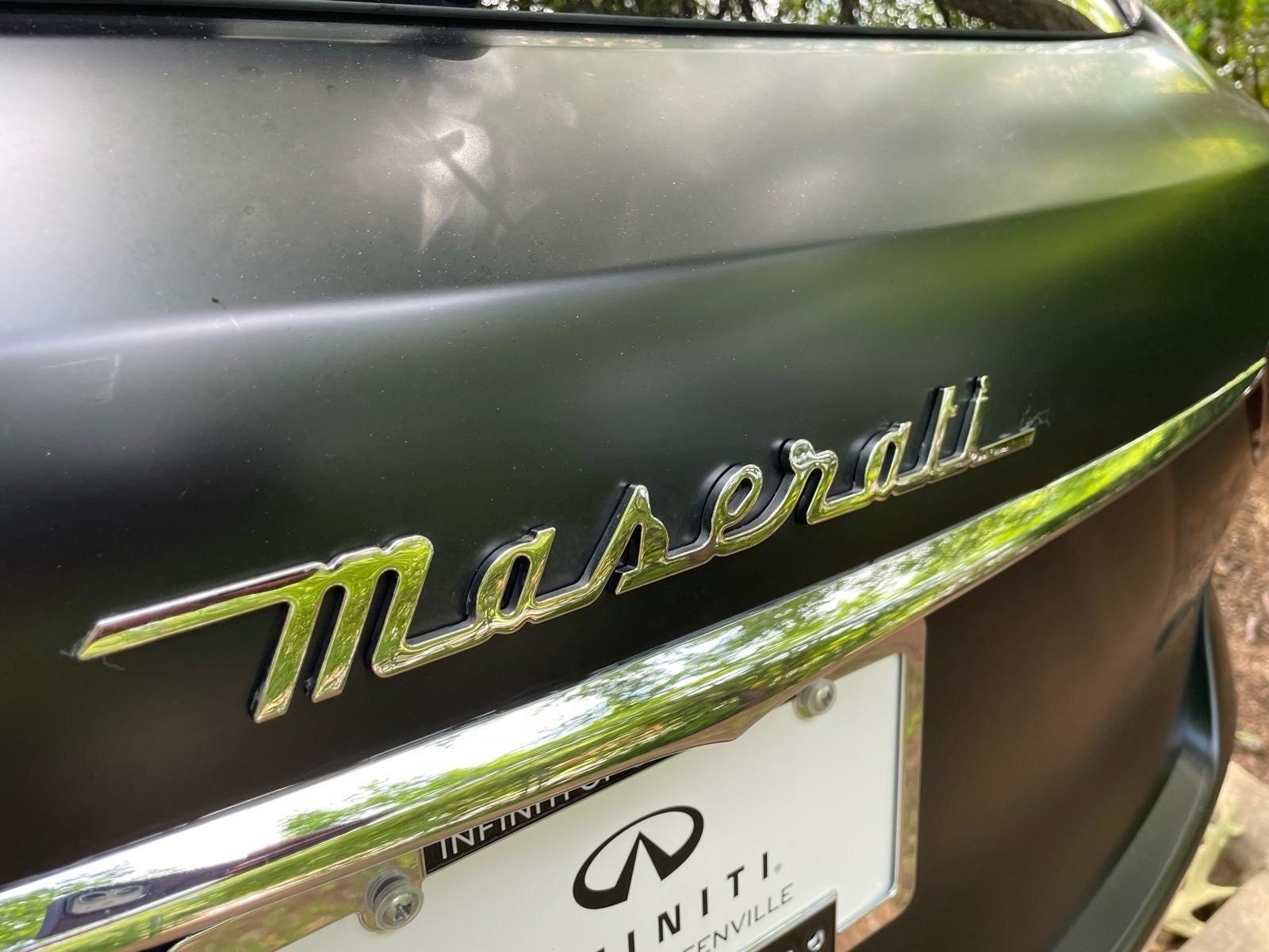Used 2020  Maserati Base image 17