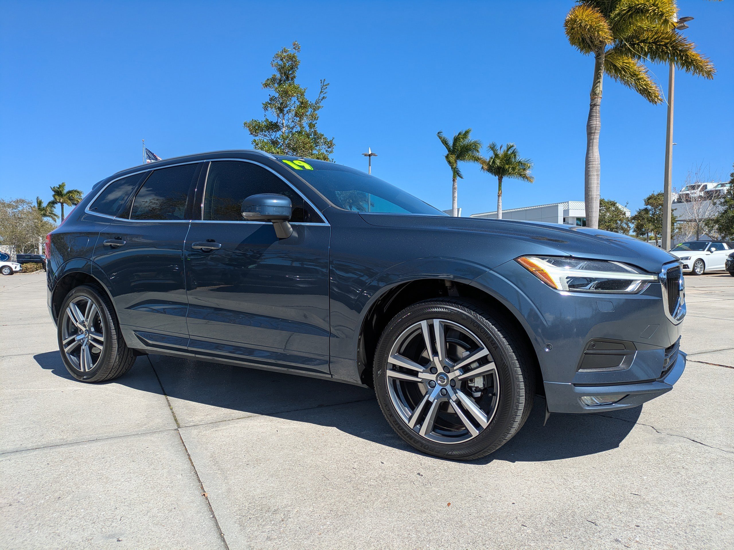 2019 Volvo XC60 Momentum