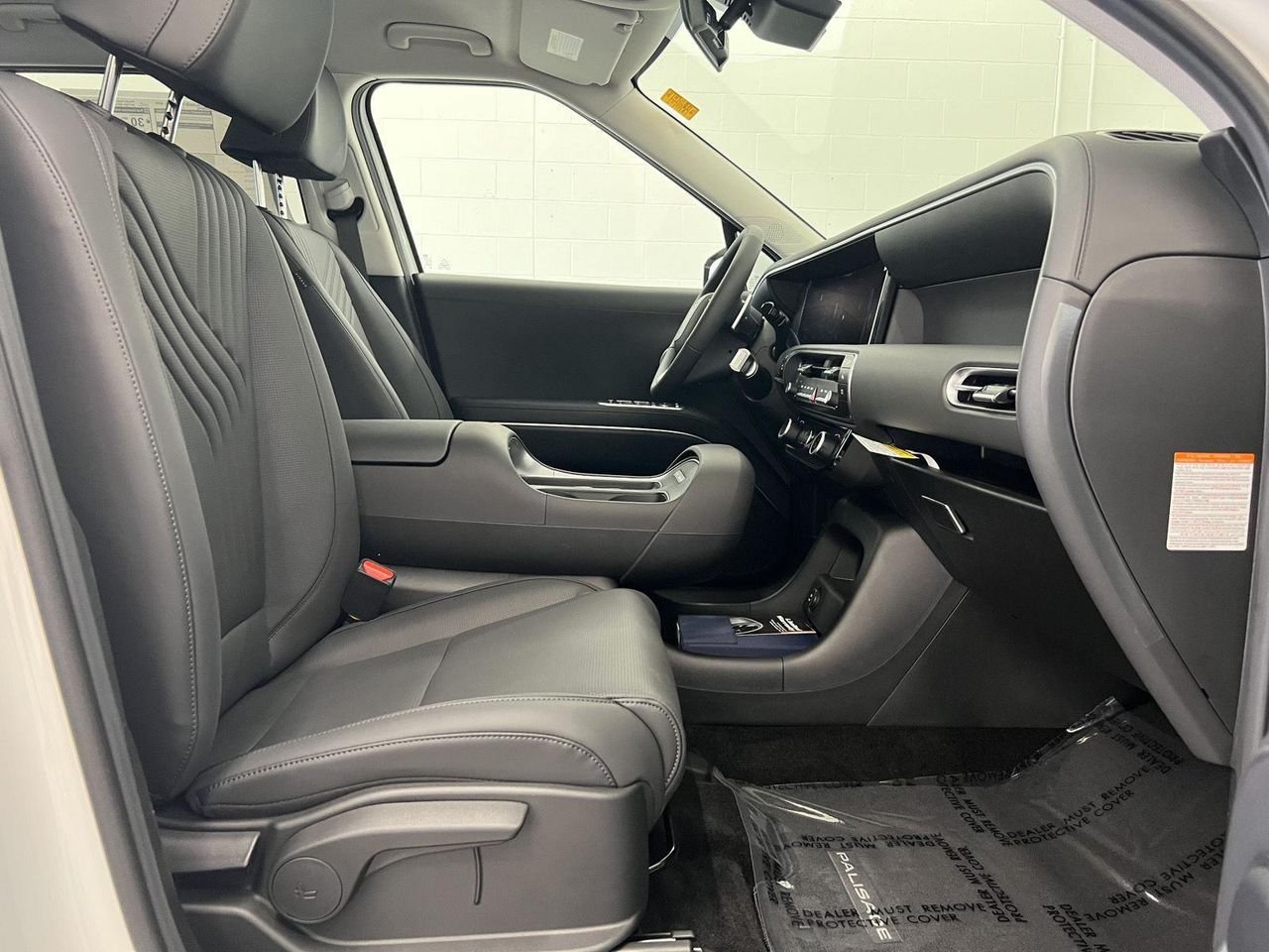 New 2027 Creamy White Pearl Hyundai SEL 8P image 29