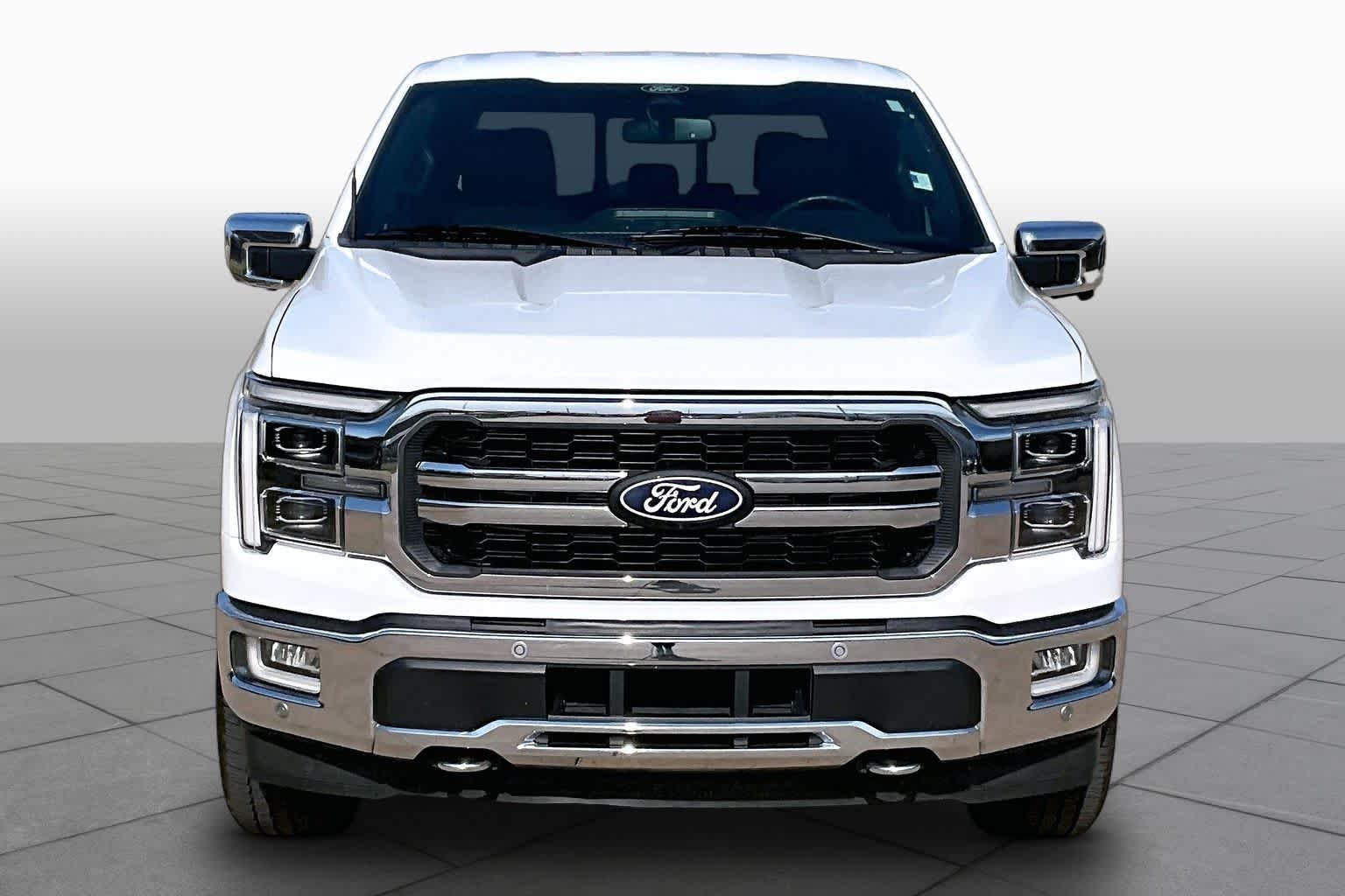 Used 2024 Oxford White Ford LARIAT image 4