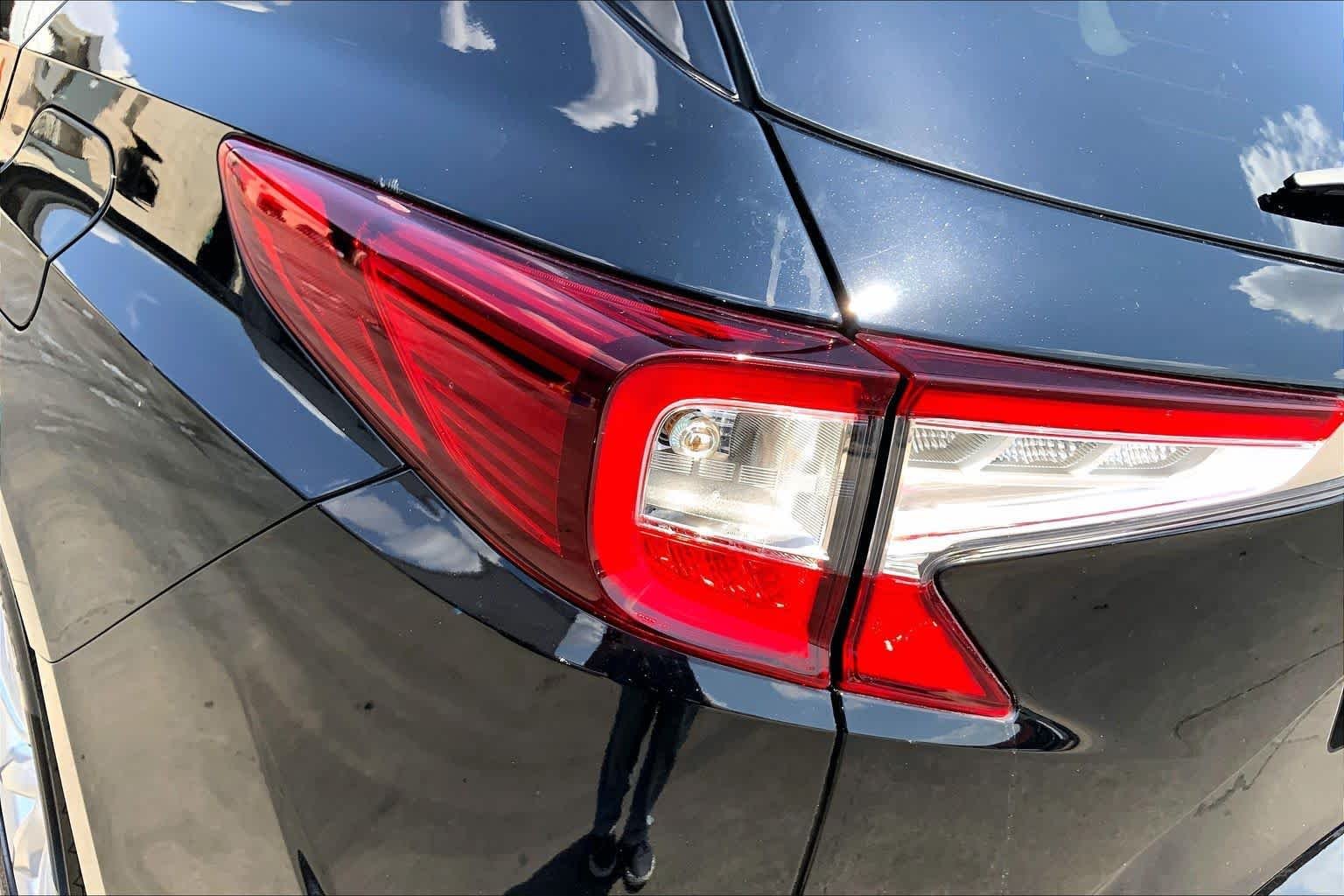 Used 2024 Majestic Black Pearl Acura  image 28